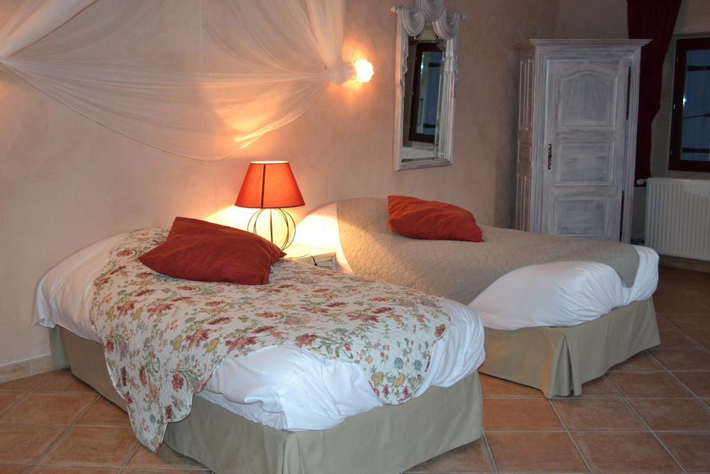 Maison D'Hotes Les Fougeres Мирманд Экстерьер фото