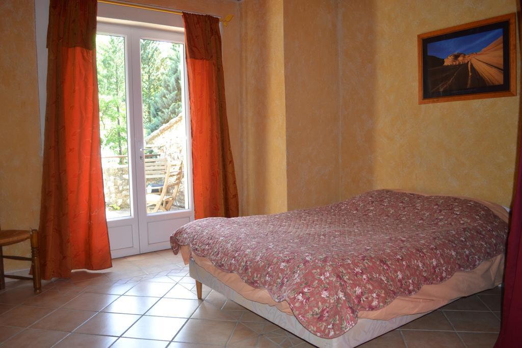 Maison D'Hotes Les Fougeres Мирманд Экстерьер фото