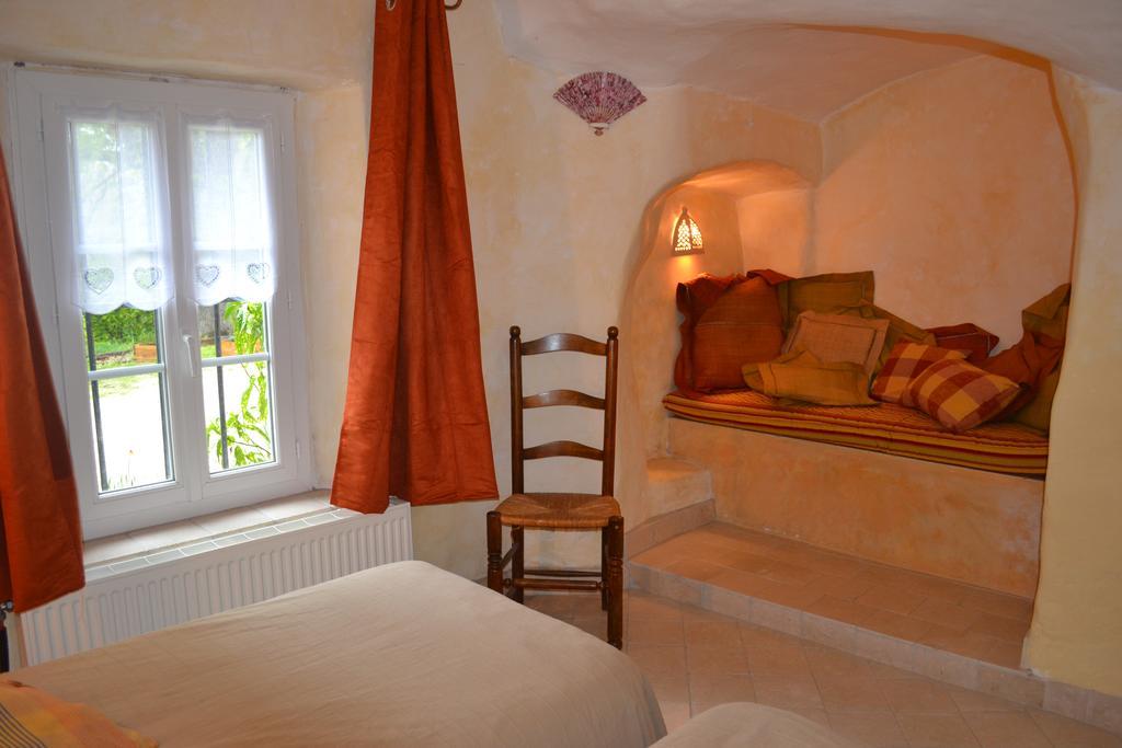 Maison D'Hotes Les Fougeres Мирманд Экстерьер фото